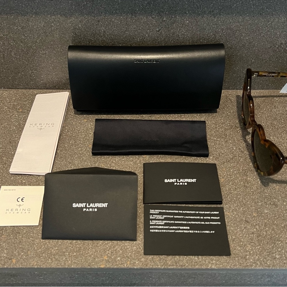 SAINT LAURENT 54MM Heart Shape Cat Eye Tortoise Sunglasses in HAVANA, NEW - Picture 13 of 16